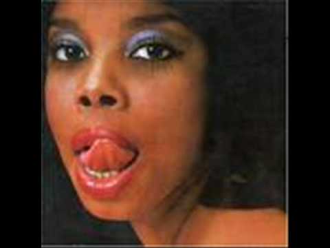 Millie Jackson - All I Want Is A Fighting Chance.wmv
