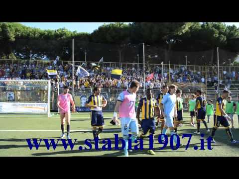 28.9.14 JUVE STABIA - REGGINA: SQUADRA SOTTO LA CURVA