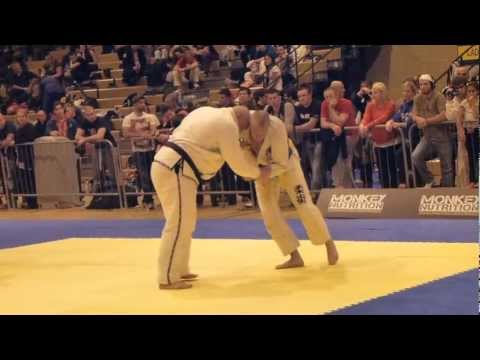2012 WPJJC UK Trials - Brown/Black - +92kg - Luke Costello vs Thiago 'Monstro' Borges