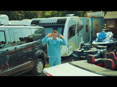 Silky - Lululemon (OFFICIAL MUSIC VIDEO) (prod by Sam F) (vocals - Laurena Volanté)