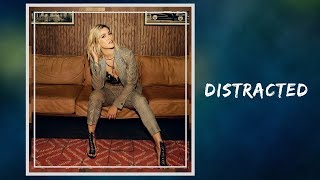 Distracted - Cassadee Pope 🎧Lyrics