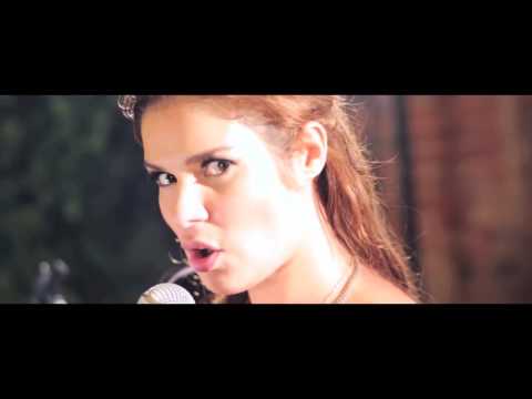 Cynthia Baci - Detrás de ti ft. Manolo Tena