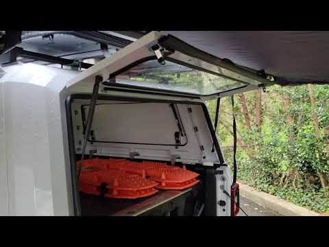 RSI Smartcap + OVS 270 Awning + TuffStuff Alpha II RTT for Casper!