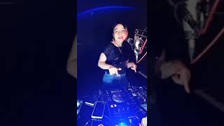 Download lagu dj rere monique (haruskah ku mati 2021) mp3