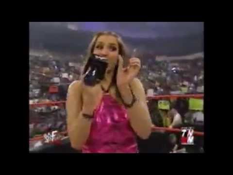 Triple H completely owns Stephanie; Grand Canyon insult - Raw, February 25, 2002
