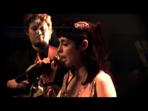 ALOAN -- THE BEAT OF THE BLACK HEART -- UNPLUGGED VERSION