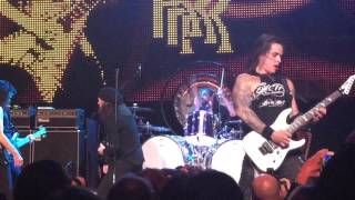 Michael Sweet & Oz Fox from Stryper plus Bill Hudson - Over The Mountain at Randy Rhoads Remembered