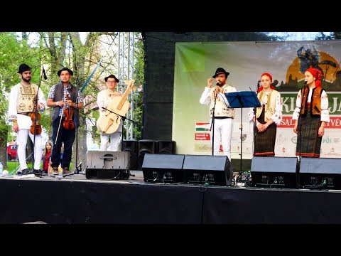 Csango Songs from Cosnea (Kostelek) - Vaszi Levente & Co (Romania)