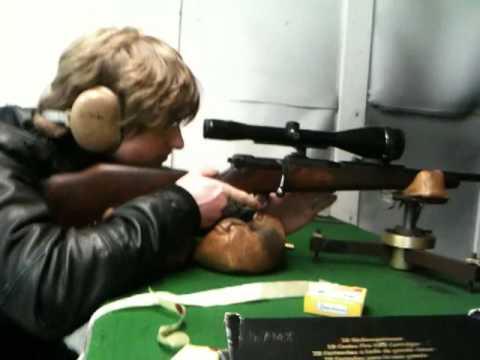 Schießstand - Daniel bricht sich die Nase / shooting range - Daniel breaks his nose