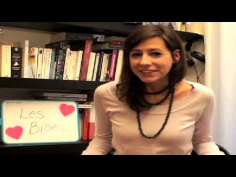From kissing youtube to kissing people | The Observing Participant