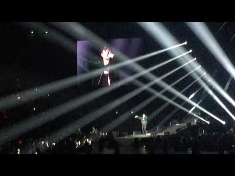 200226 SUPERM ( 슈퍼엠) MARK SOLO STAGE — TALK ABOUT @ We Are the Future Tour PARIS