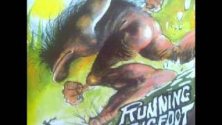 GROOVIE GHOULIES - She hangs out (monkees' cover)