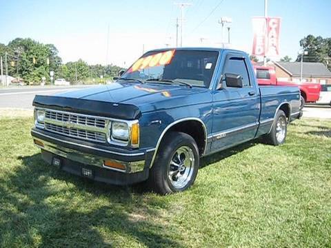 1991 Chevrolet S10 5spd Start Up, Engine, and In Depth Tour