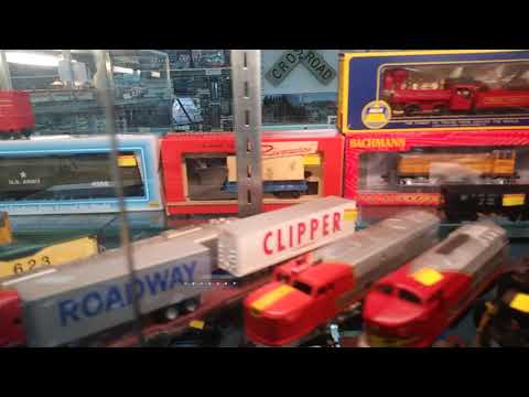 Arnie's Model Trains store tour