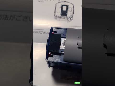 トラムウェイ オハニ36 TOBBY工入場 屋根手すり 取り付け