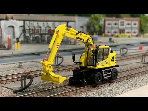 Schuco liebherr A922 road rail excavator 1/87 scale