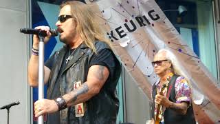 LYNYRD SKYNYRD What&#39;s Your Name LIVE New York City June 22,2018