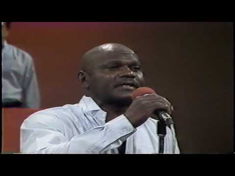 LA TRIBU DE CUCO VALOY - El Loco (80's)