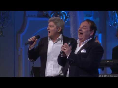 Štefan Skrúcaný a Peter Stašák - Mám čo mám