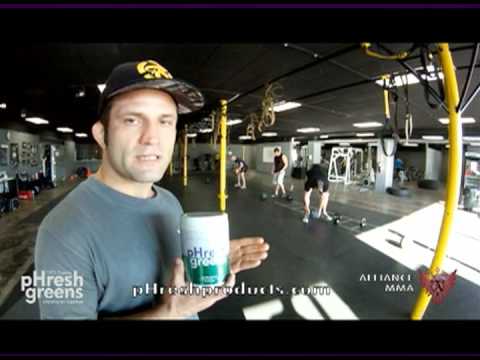 Eric Uresk Top Nutritionist of UFC MMA Fighters Testimonal about pHresh greens