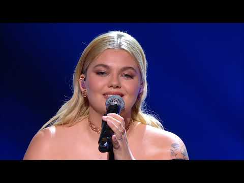 LOUANE - Aimer à Mort ( Live - NRJ Music Awards 2021)