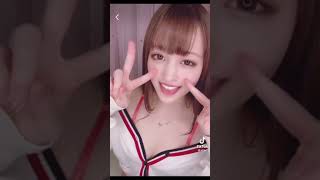 胸元ゆるすぎ〜〜　#Shorts