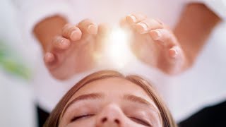I WENT TO A REIKI HEALER & MY ENTIRE WORLD CHANGED | What Is Reiki Energy Healing