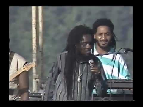 Dennis Brown live at Reggae Sunsplash Montego Bay 1987