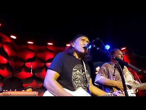 Henry Kapono & Kapena Live from Hawaiian Financial Music Hall