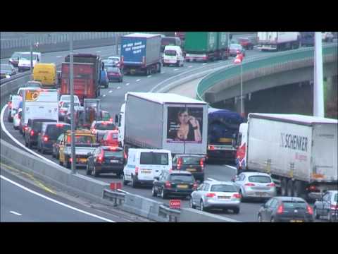 grote chaos op A50 bij Heteren na ongeval.