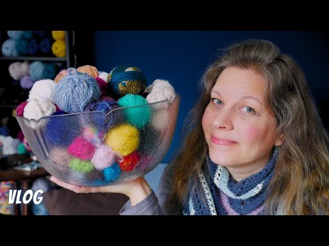 Knitting with leftover yarn: First attempt at "Marled Knitting" | Knitting Podcast Vlog 005