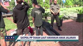 Download lagu Anak Punk Tertangkap Satpol PP, Disuruh Hormat Ke Bendera Merah Putih mp3 Download lagu Anak Punk Tertangkap Satpol PP, Disuruh Hormat Ke Bendera Merah Putih mp3