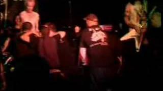 Lower Class Brats-Runnin&#39; Riot