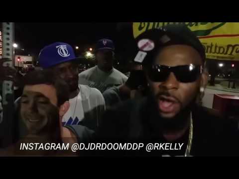 R. kelly singing Bump n grind