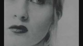 November Növelet - Initially (Bluish Eyes)