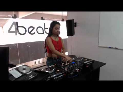 Simone Pelizari@ LiveStream - Beat Home
