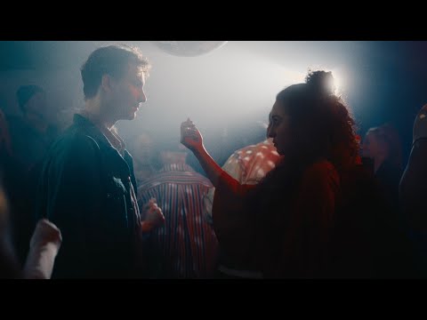 Ede & Max Joni - Weine nicht Kind (official video)