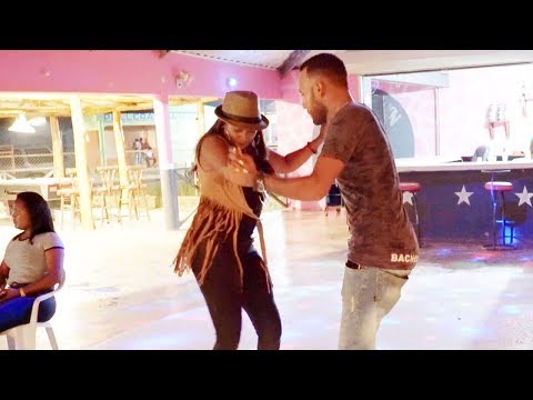 Dominican Rep. Dancing BACHATA to Felix Cumbe's "Cuanto Lloré"