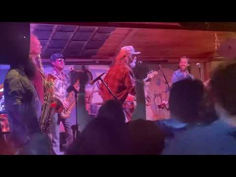 “Thanks Again”, with Diggin Dirt at Alice’s Champagne Palace 2023