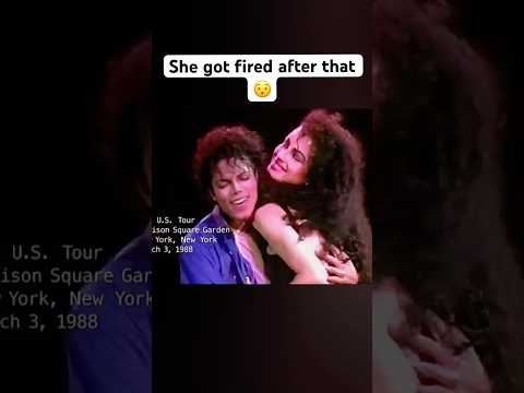 MICHAEL JACKSON KICKED TATIANA THUMBZTEN OFF TOUR AFTER SHE BROKE CHARACTER AND KISSED HIM 😯