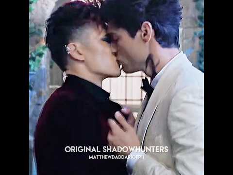 Shadowhunters vs the mortal instruments #keşfet #shadowhunters #themortalinstruments #malec