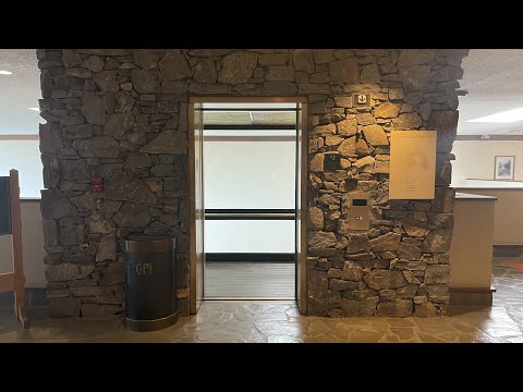 Scenic Dover SPF Shuttle Elevator at Omni Grove Park Inn - Blue Ridge Wing, Asheville, NC