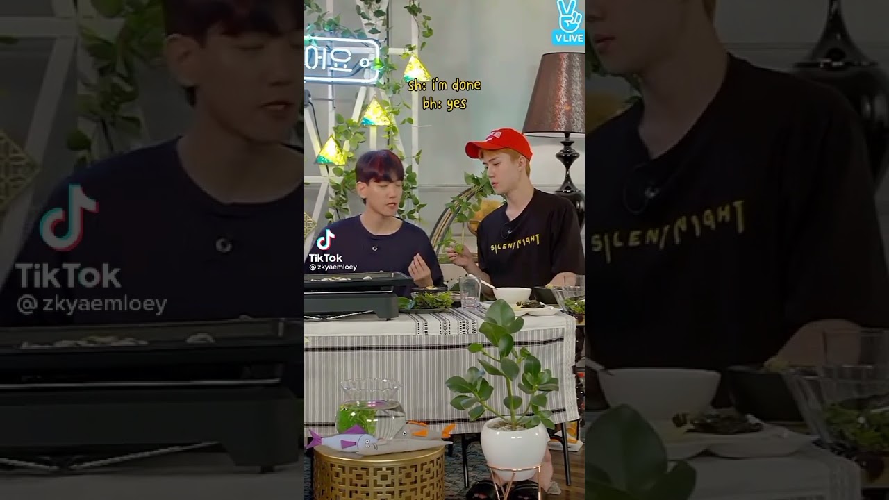 Sehunnie feed Baekhyun uncooked garlic(2)