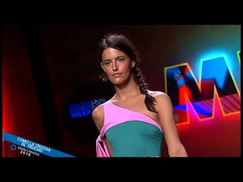 COMO LA TRUCHA AL TRUCHO EN LA SEMANA DE LA MODA BAÑO DE GRAN CANARIA