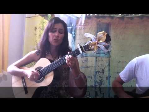 Sergio Penna e Fabiola Tocando aquarela Na little beast