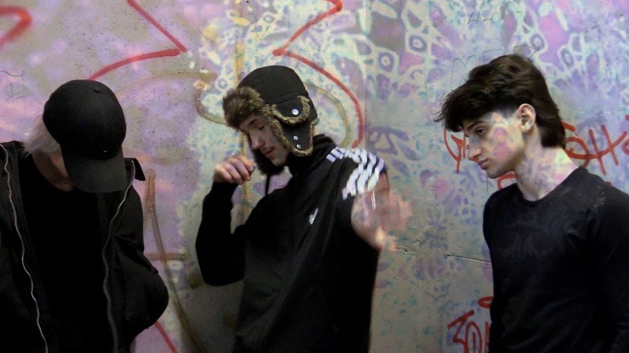 westface ~ faces on my walls [music video]