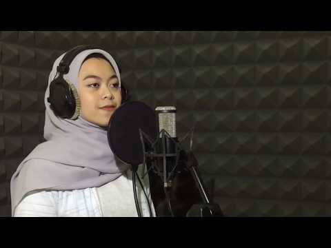 Suara Salsabila Mahasiswa POLBAN Merinding Cover Indung Emka 9