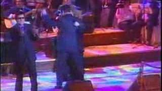 Los 3 Sudamericanos (Pajaro campana)