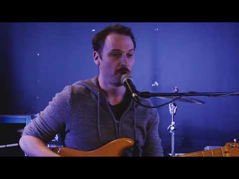 Music Nuggets: Composing with Guitar - Picking with Polyrhythms