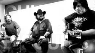 Colt Ford &quot;Chicken and Biscuits&quot;:  Pandora Whiteboard Sessions